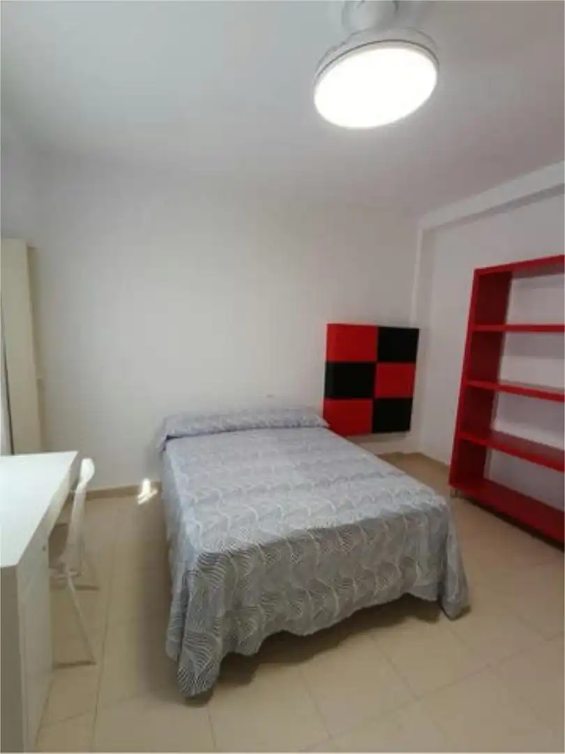 Piso de 100 m² en Sevilla
