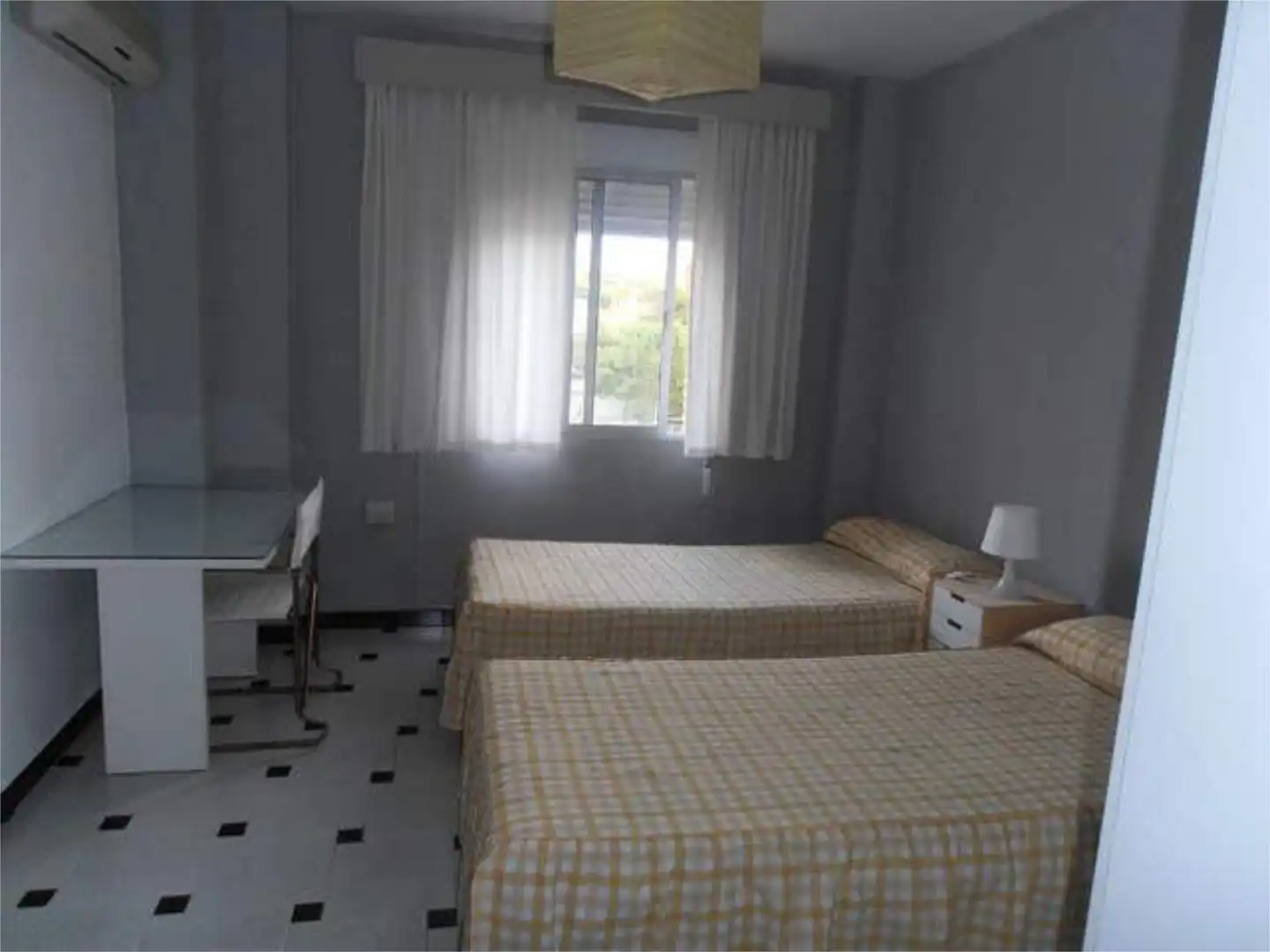 Piso de 90 m² en Sevilla