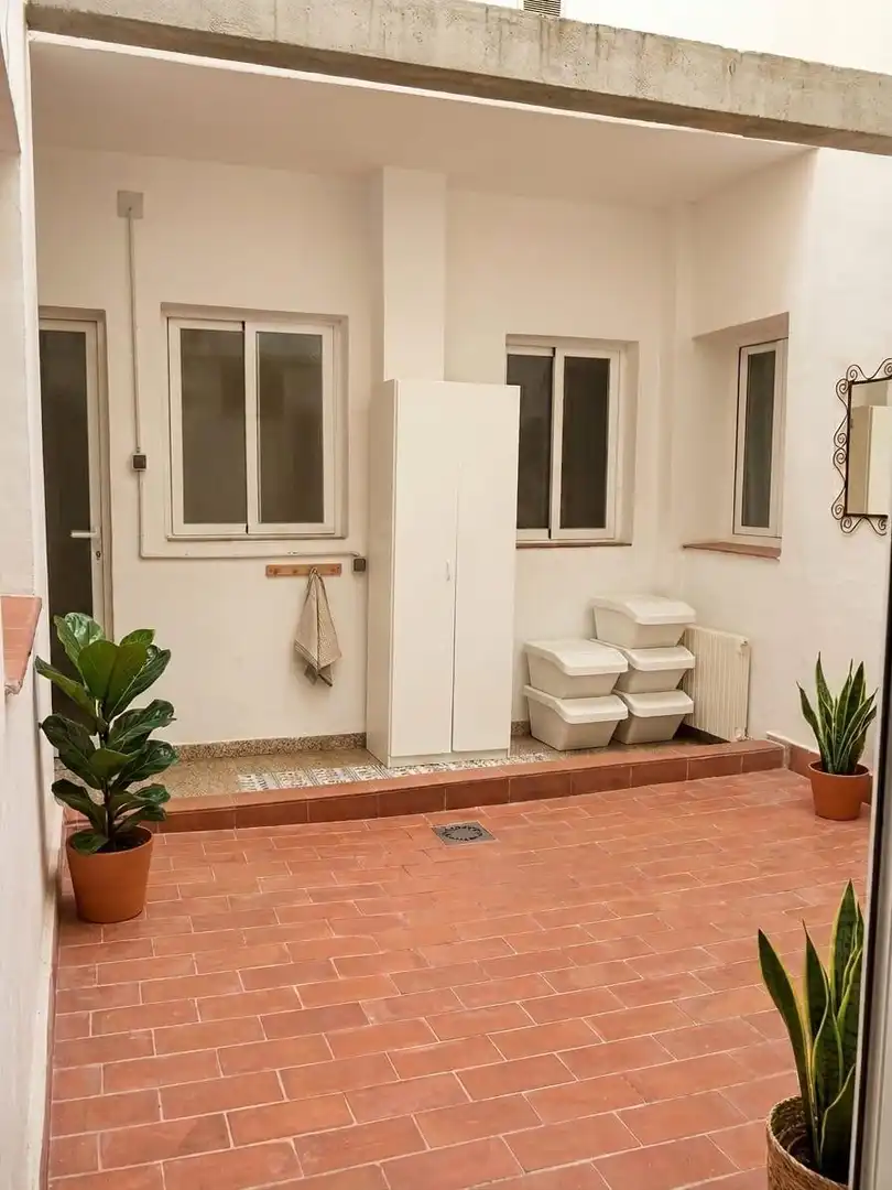 Habitación 325 m², Granada