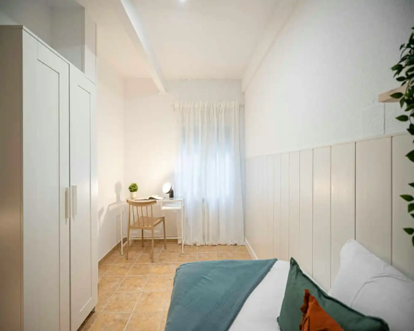 Habitación 600 m², Madrid