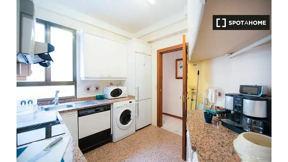 Habitación 145 m², Bilbao