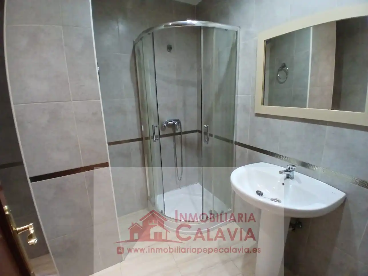 Piso de 100 m² en Baeza