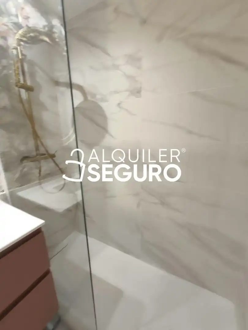 Piso de 140 m² en Zaragoza