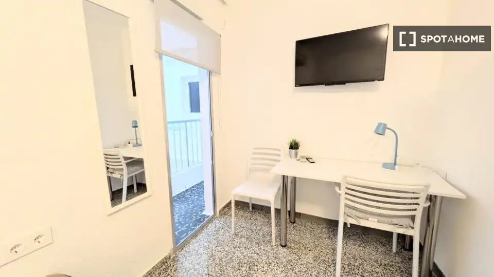Chambre à louer, Valence