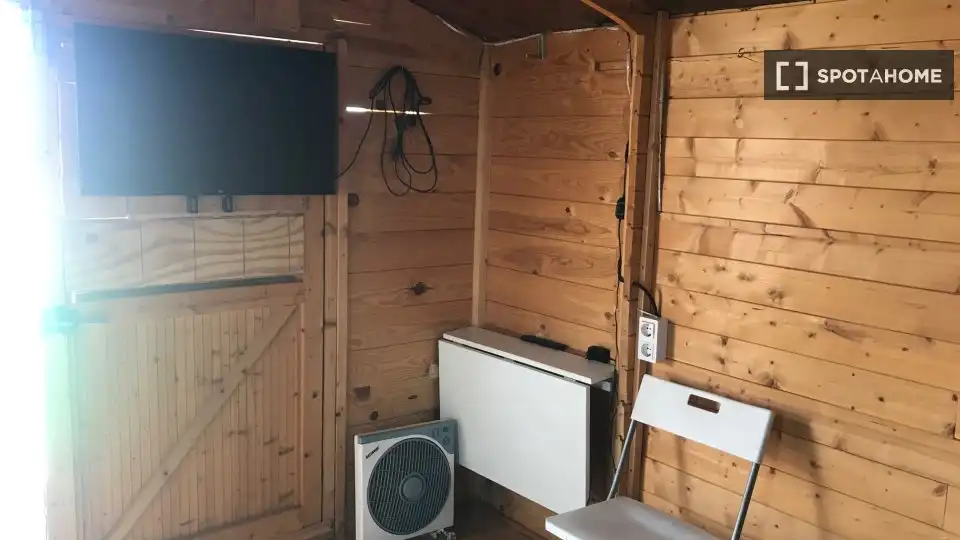 Habitación 16 m², Córdoba