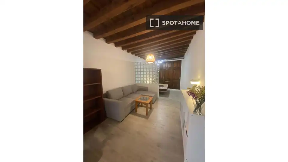 Habitación 62 m², Granada