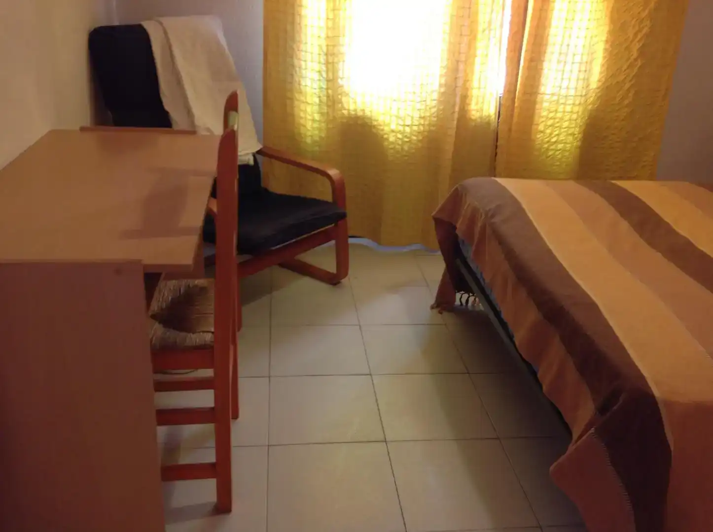 Habitación 14 m², Zaragoza