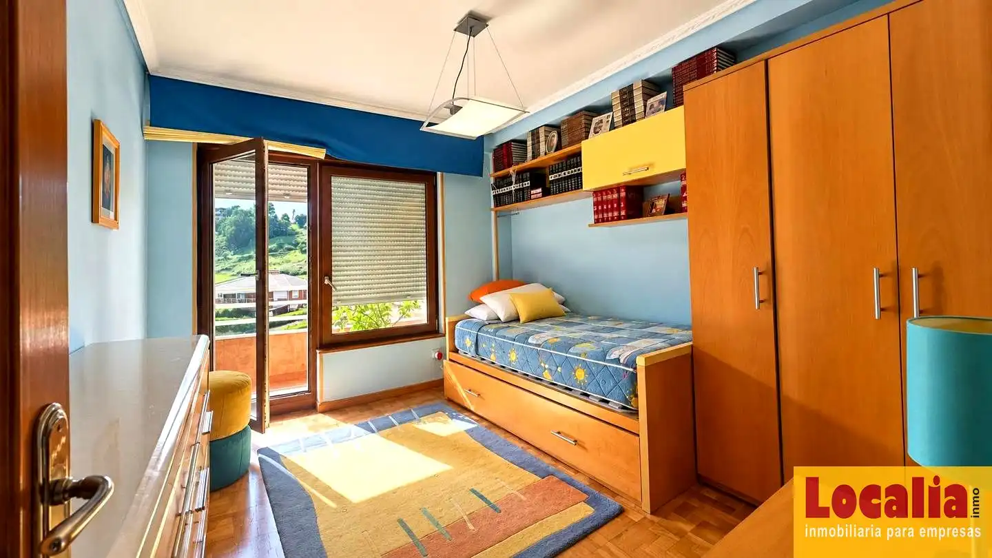 Piso de 90 m² en Suances