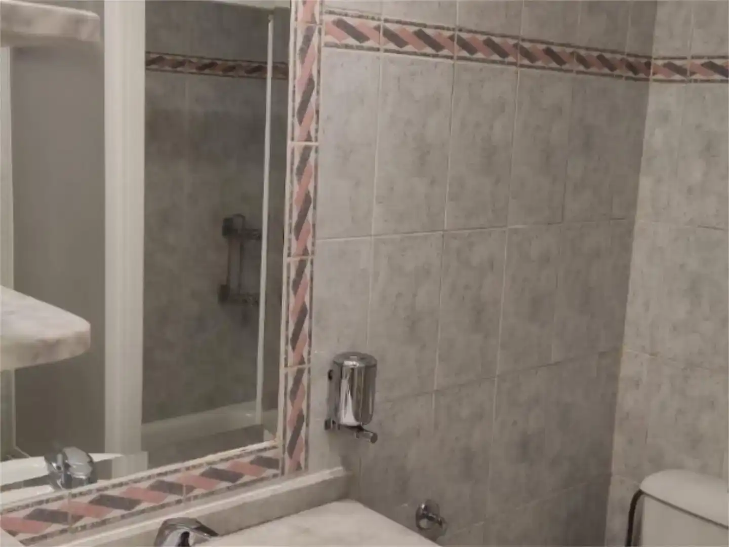 Habitación 100 m², Granada
