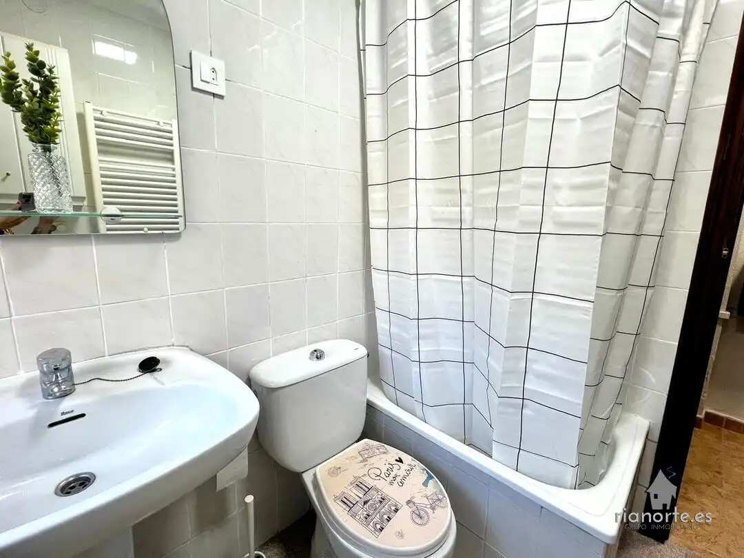 Pis de 57 m² a Llangréu / Langreo