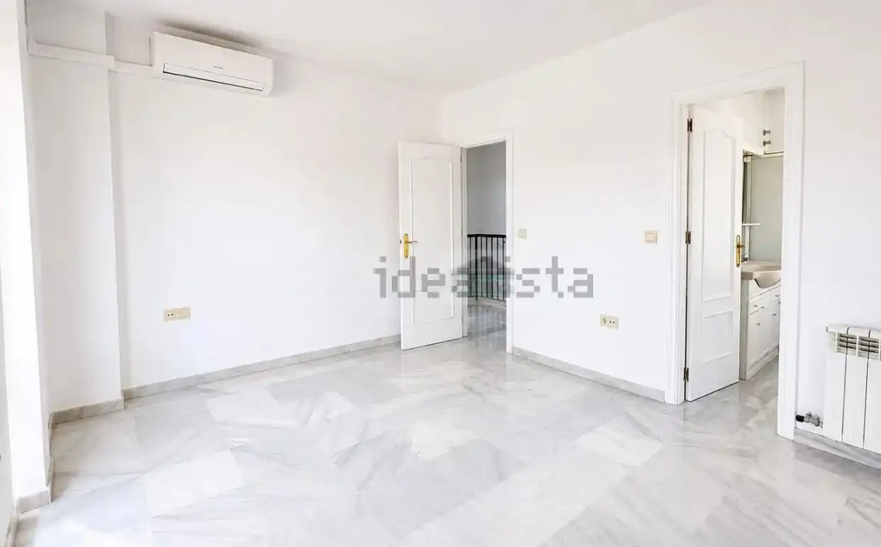 Casa de 200 m² en Granada