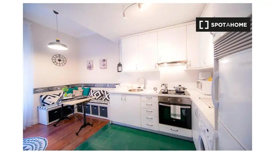 Habitación 81 m², Bilbao