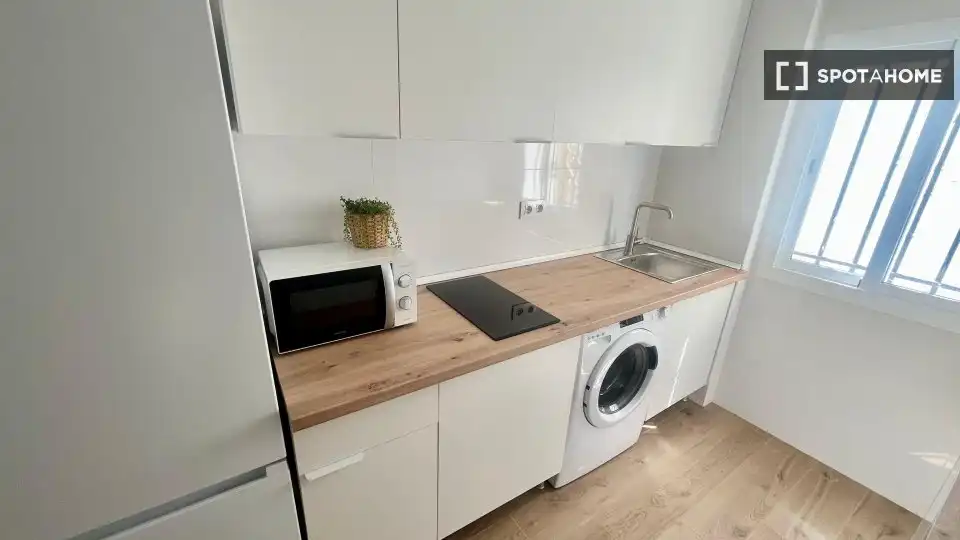 Habitación 81 m², Sevilla