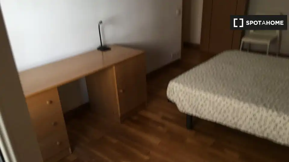Habitación en alquiler, Pamplona