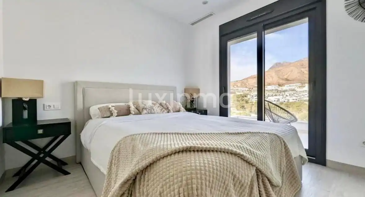 Haus 250 m² in Finestrat