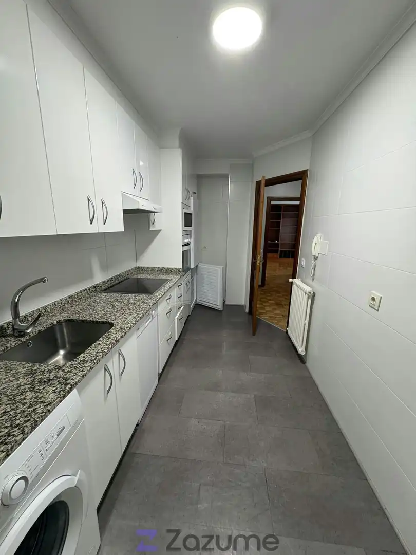 Piso de 61 m² en Pontevedra