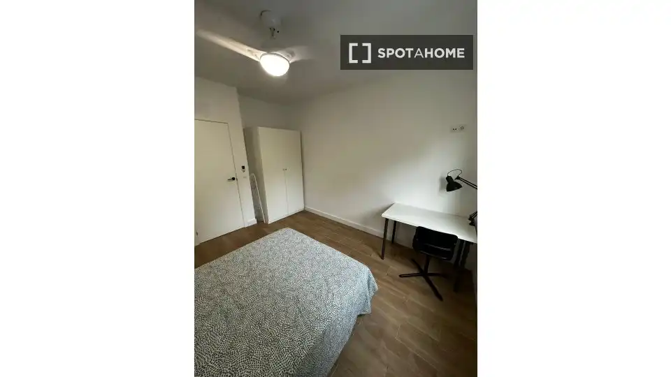 Pis de 87 m² a València