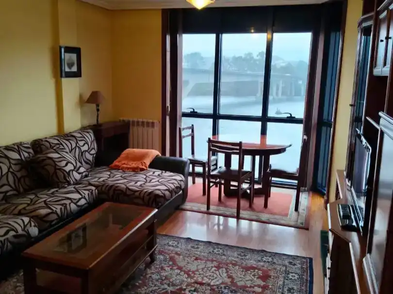 Piso de 96 m² en Pontevedra