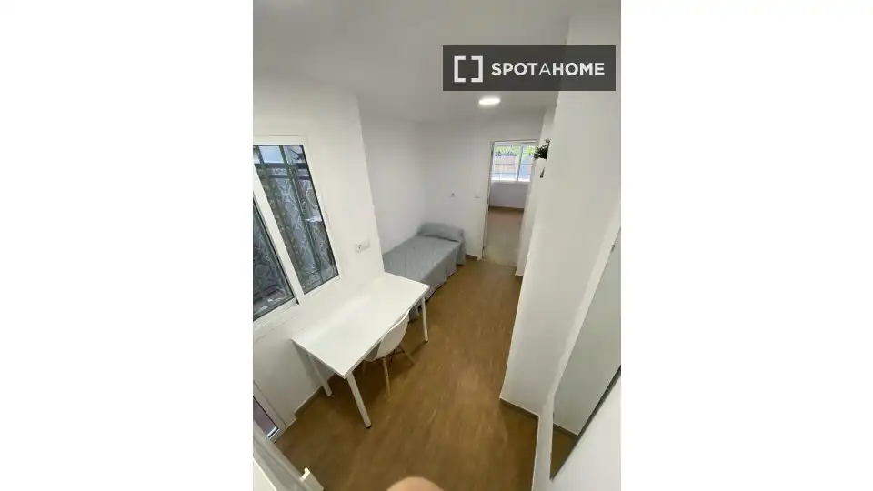 Habitación 92 m², Sevilla