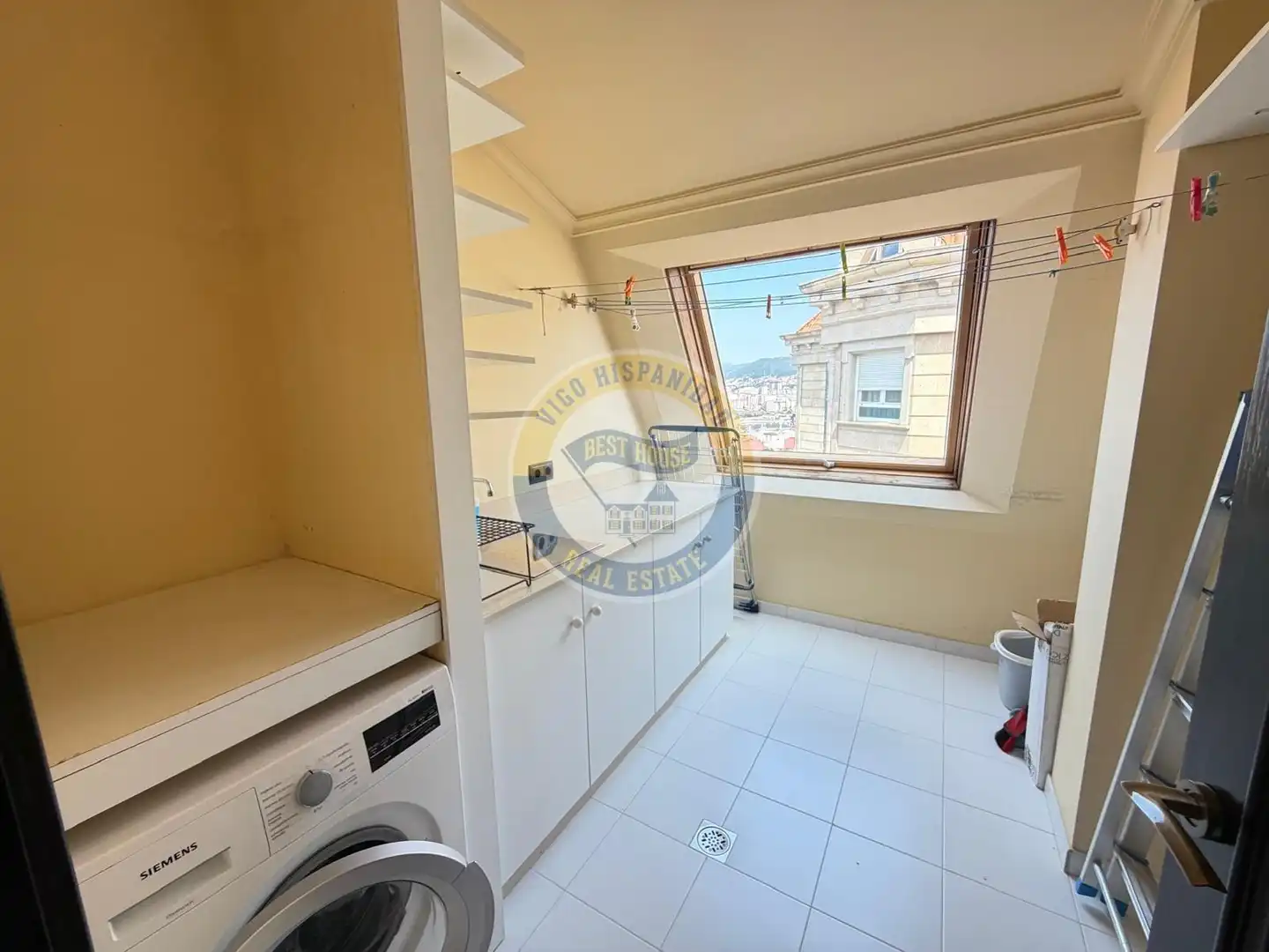 Piso de 250 m² en Vigo
