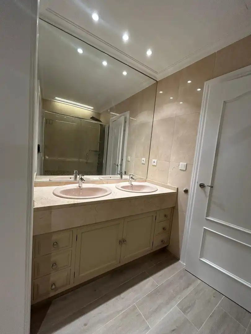 Habitación 204 m², Segovia