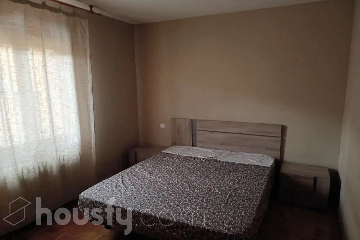Piso de 90 m² en Segovia