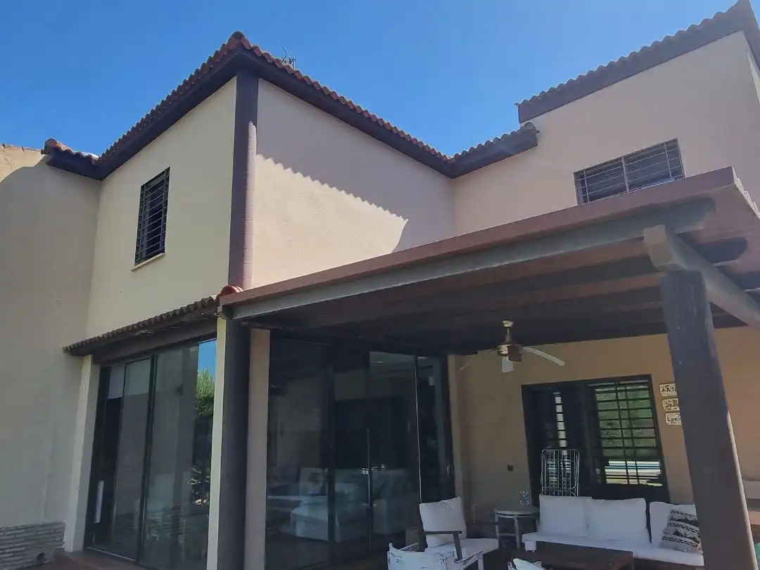 Casa de 248 m² en Palomares del Río