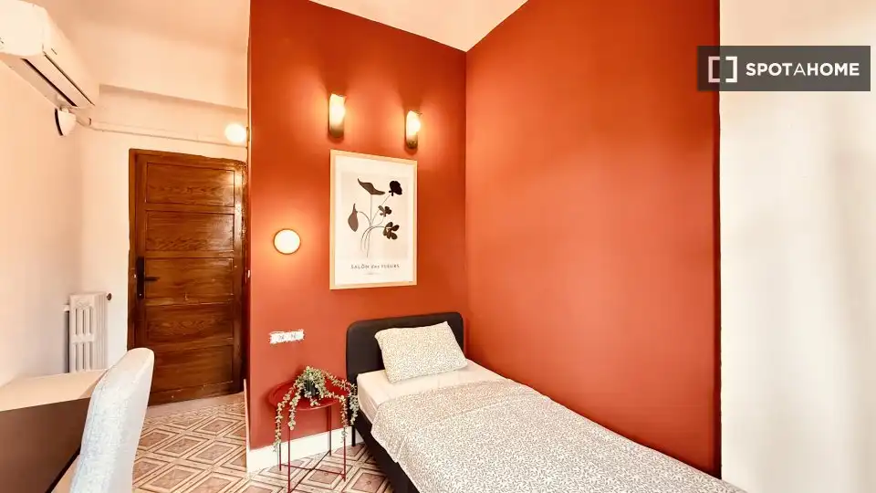 Habitación 207 m², Granada