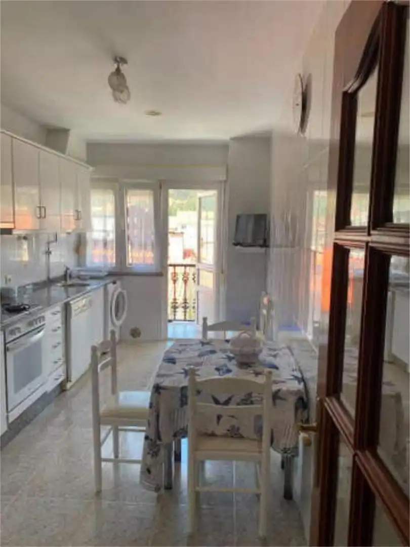 Piso de 110 m² en Cee