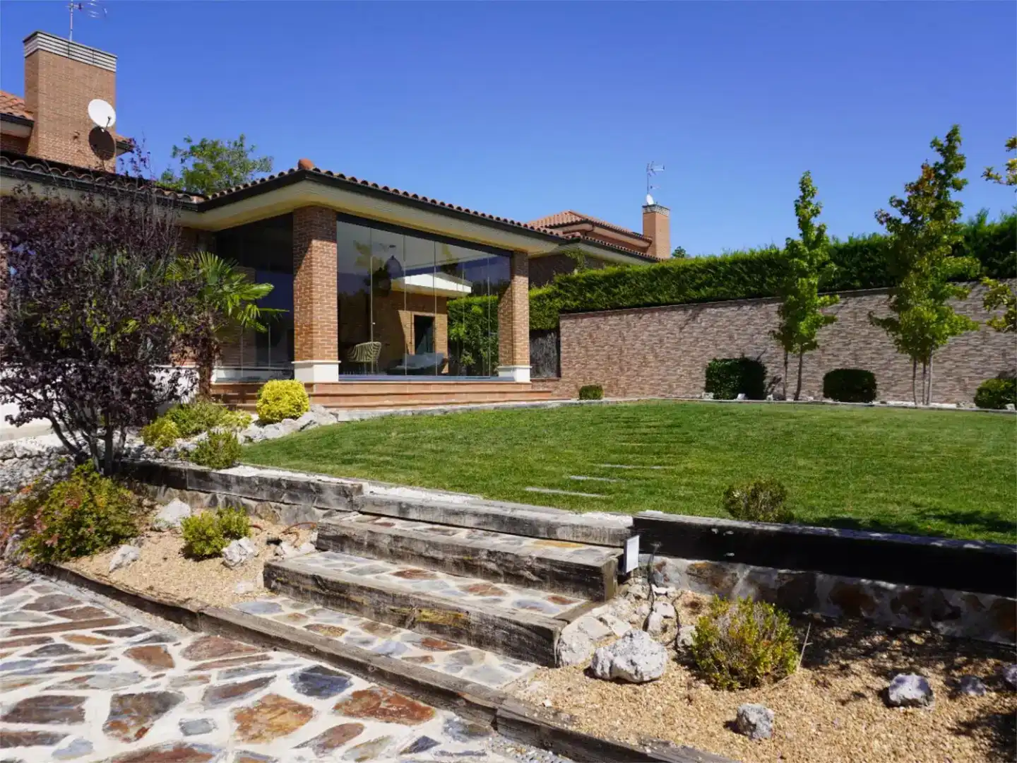 Piso de 256 m² en Arroyo de la Encomienda
