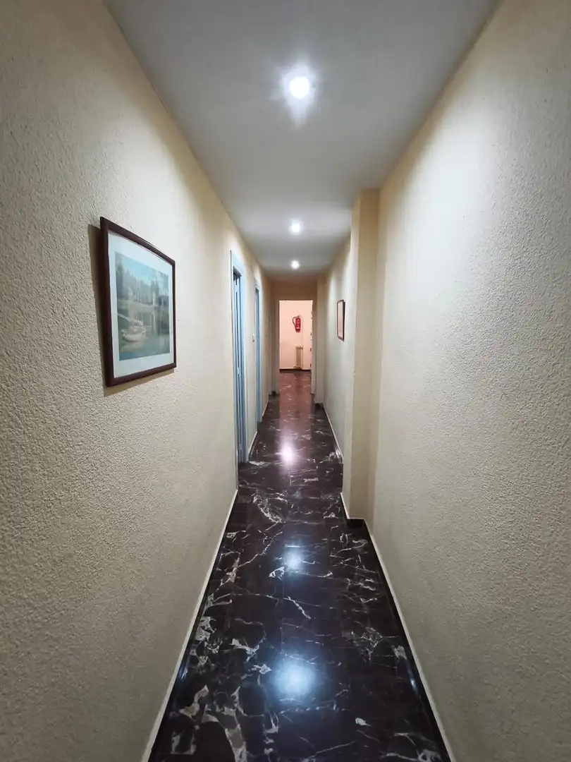 Piso de 200 m² en Granada