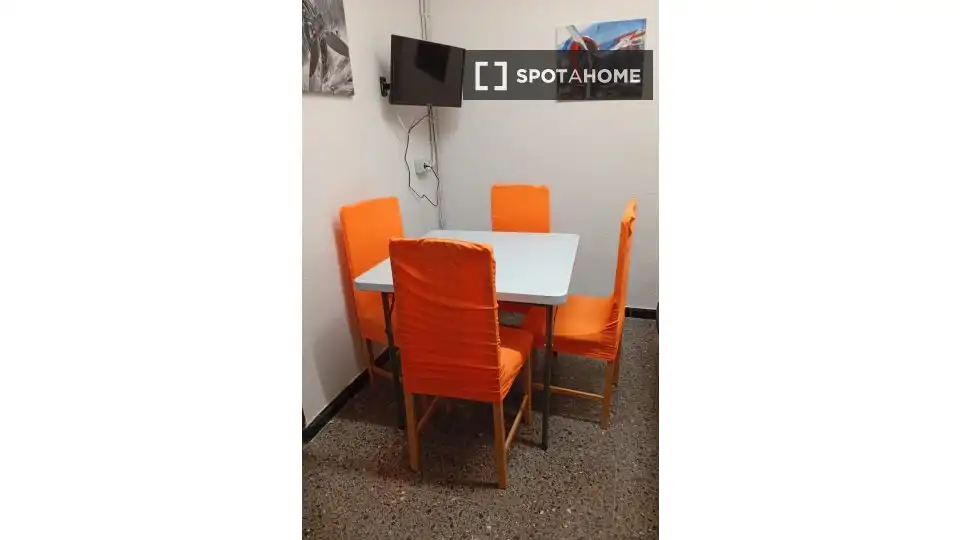 Habitación 115 m², Jaén