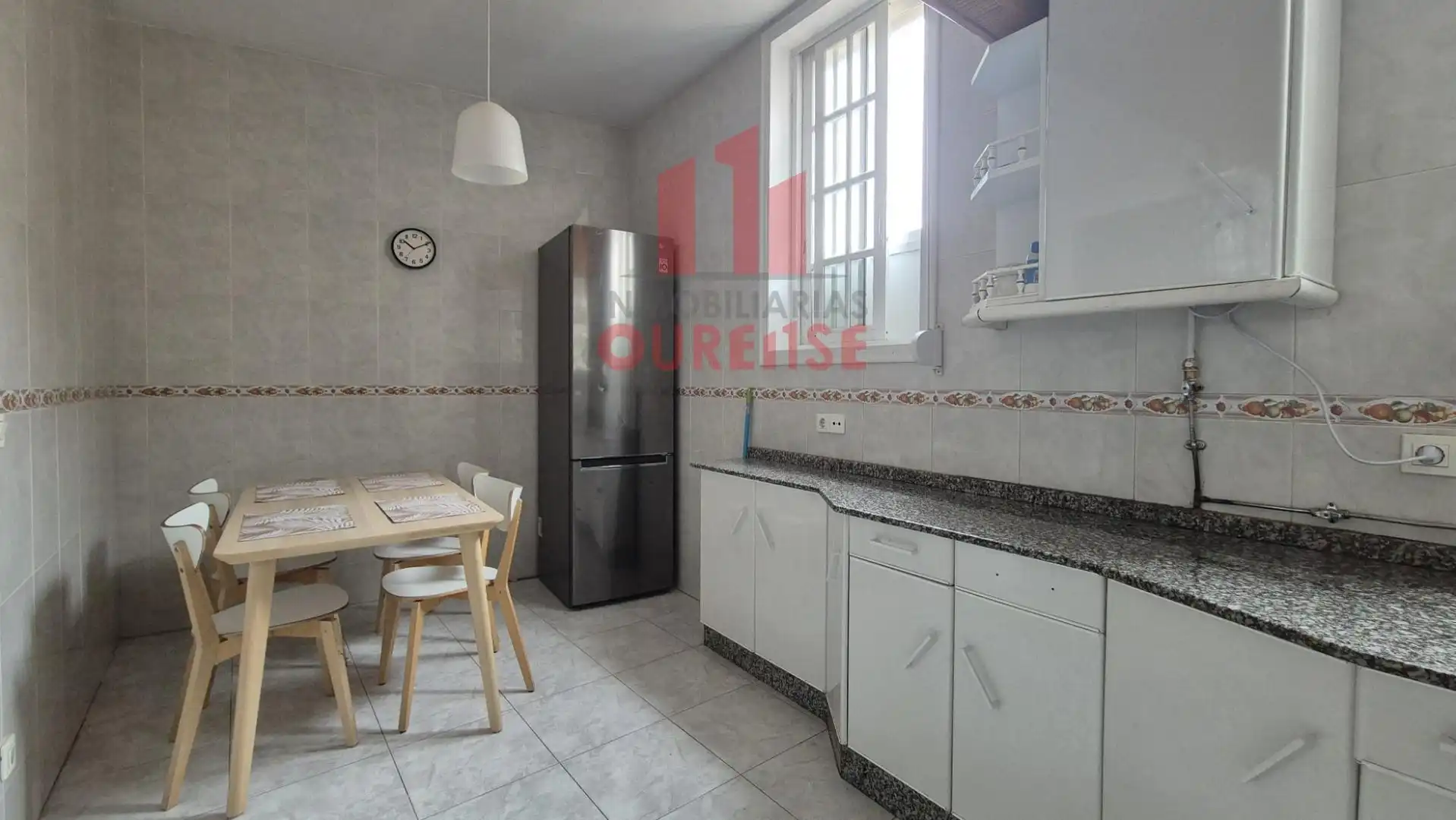 Habitación 15 m², Ourense