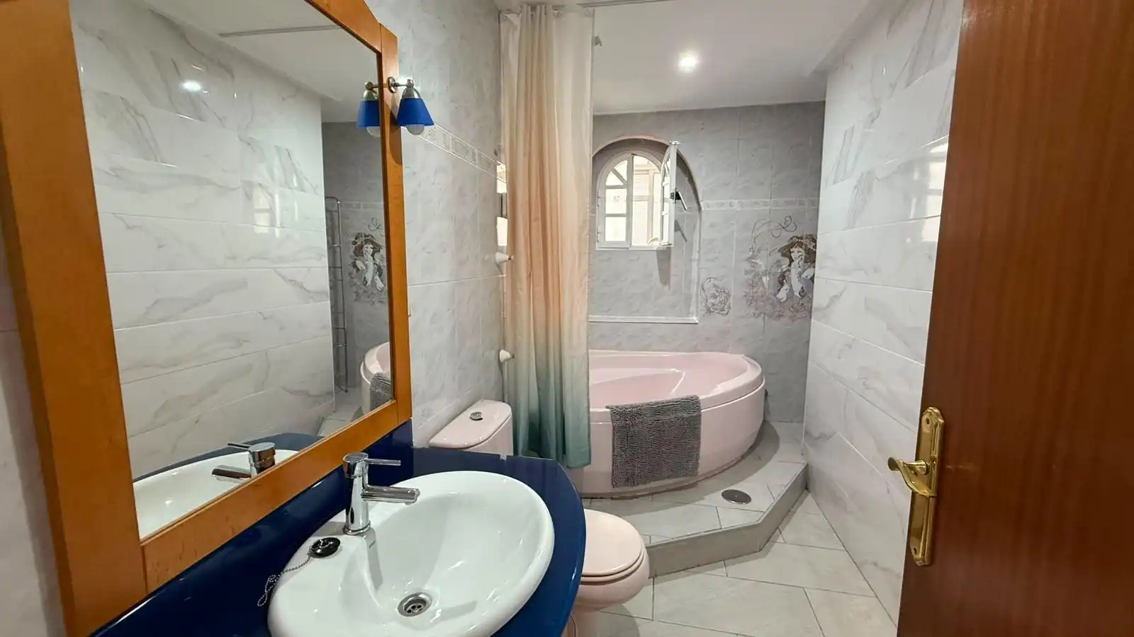Habitación 117 m², Sevilla
