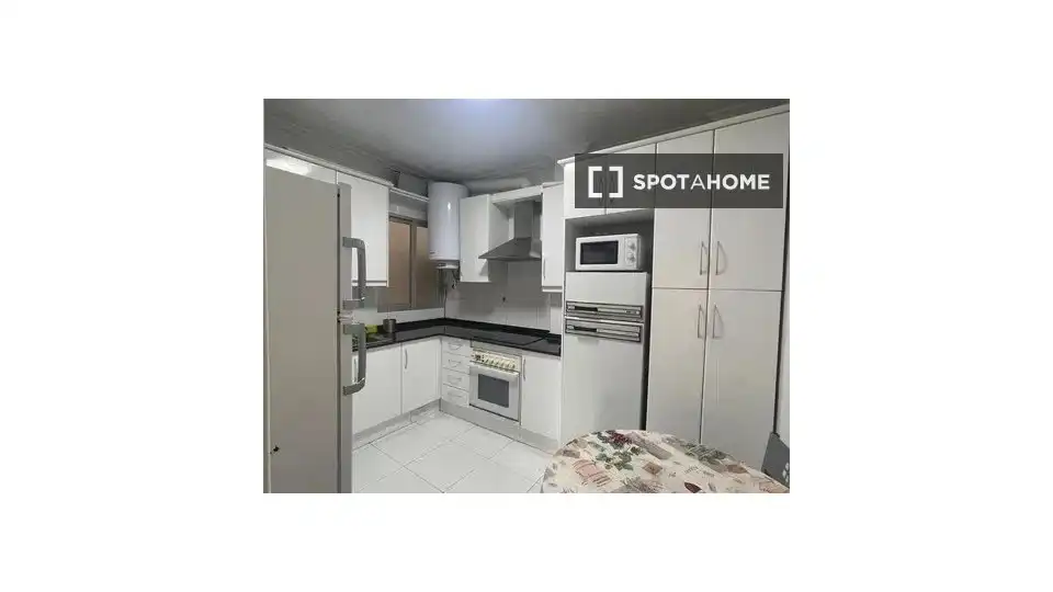 Habitación 121 m², Murcia