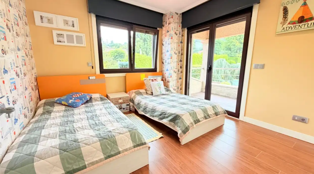 Piso de 325 m² en Gondomar