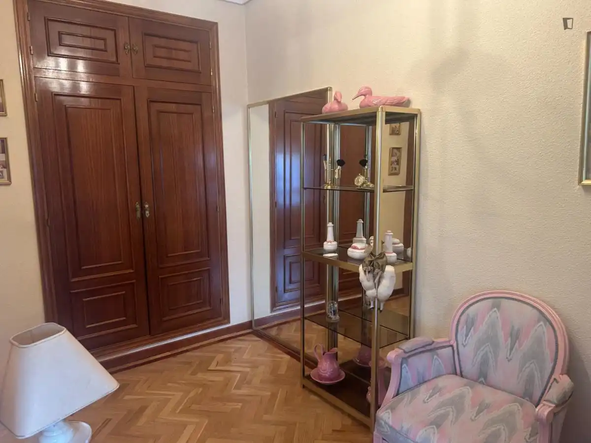 Habitación en alquiler, Villa del Prado