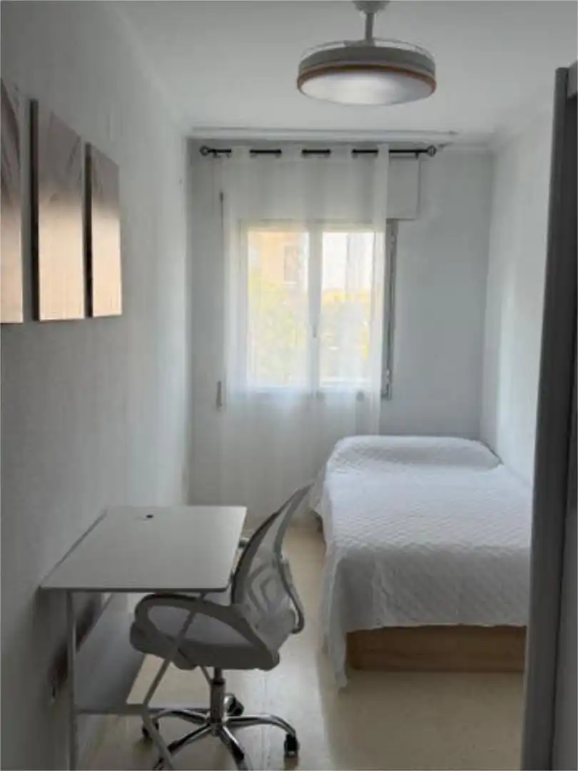 Habitació 90 m², Còrdova