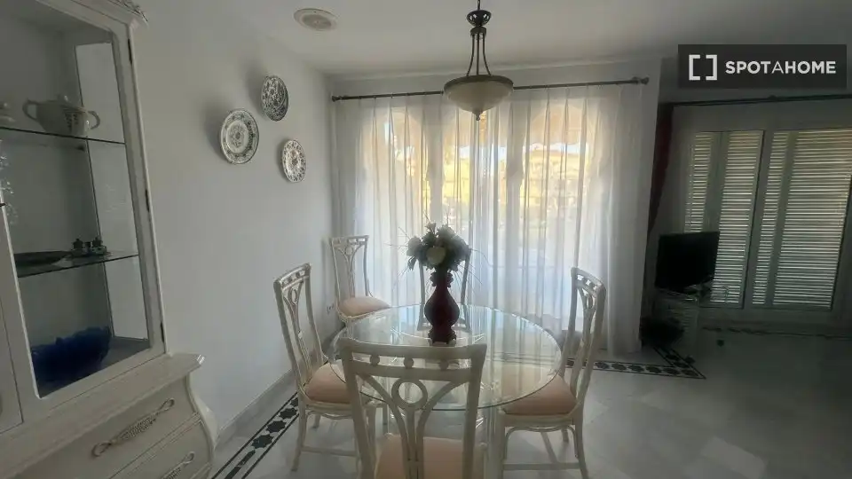 Habitación 138 m², Dénia