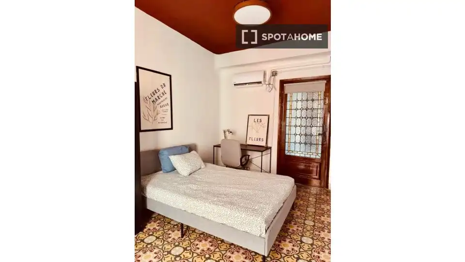 Habitación 207 m², Granada