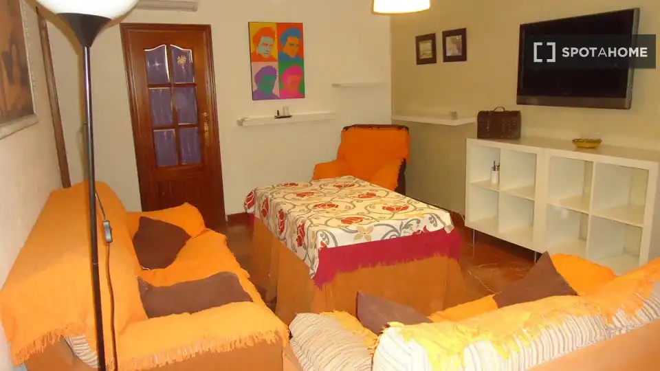 Habitación 121 m², Córdoba
