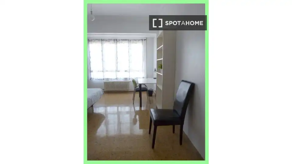 Habitación 150 m², Zaragoza