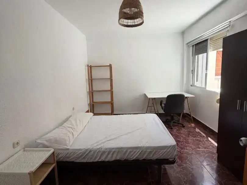 Piso de 75 m² en Almería