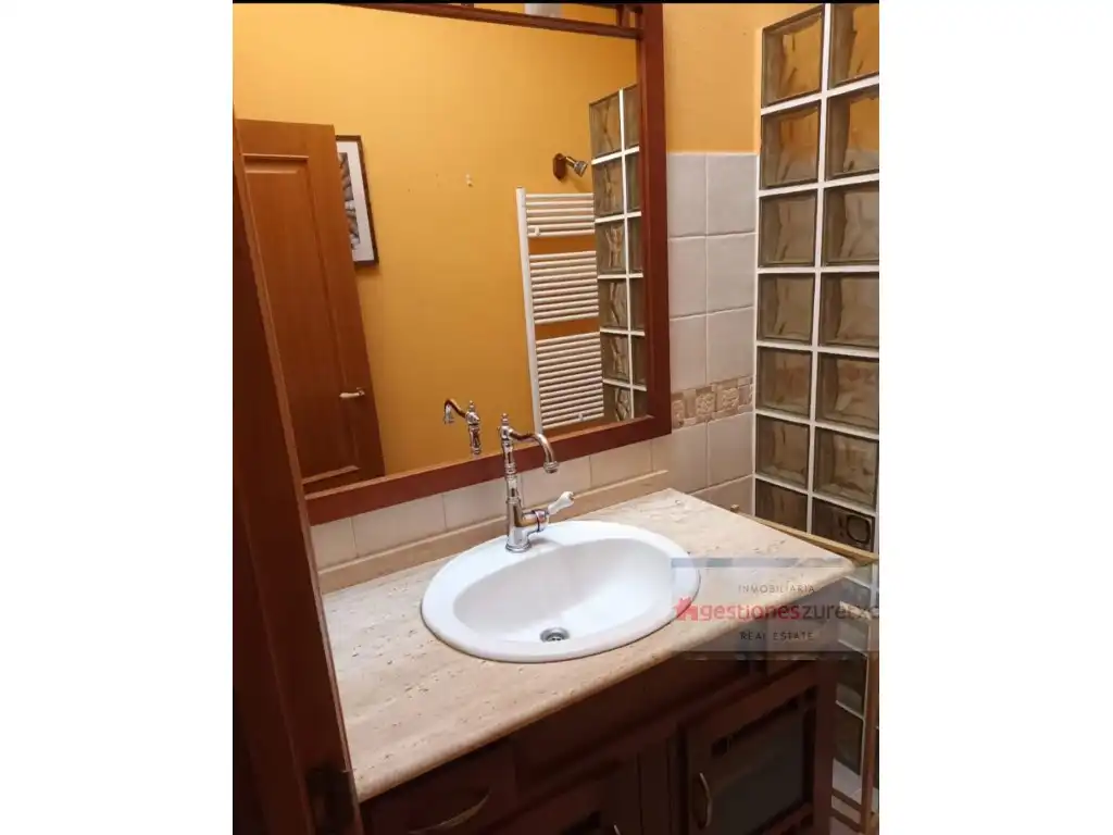 Piso de 150 m² en Alonsótegui