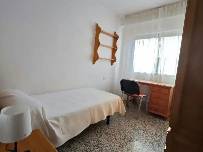 Piso de 80 m² en Granada