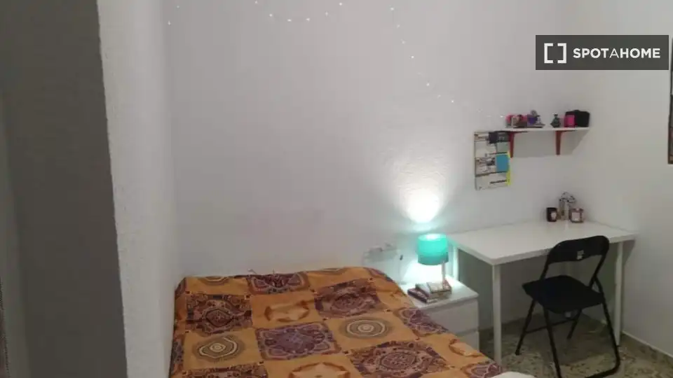 Habitación 115 m², Granada