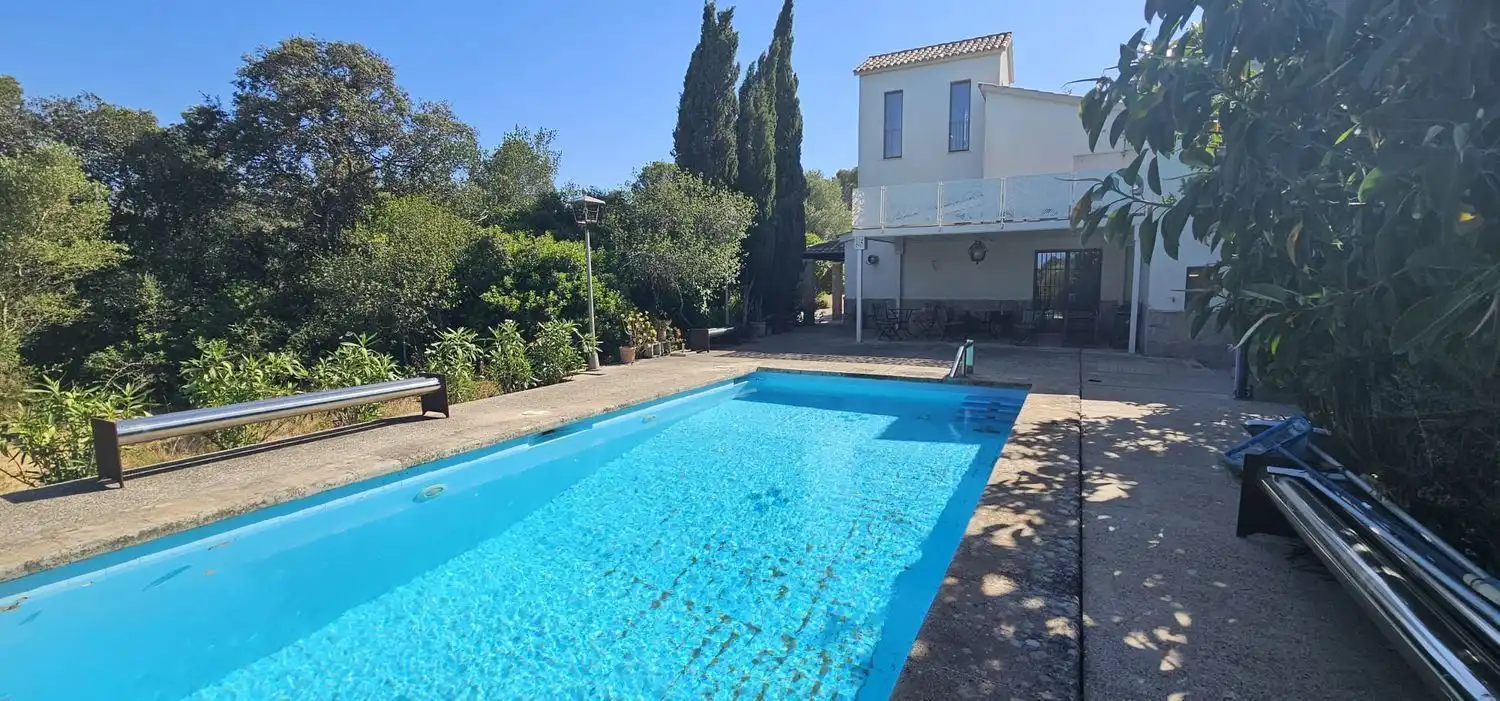Casa de 160 m² en Petra