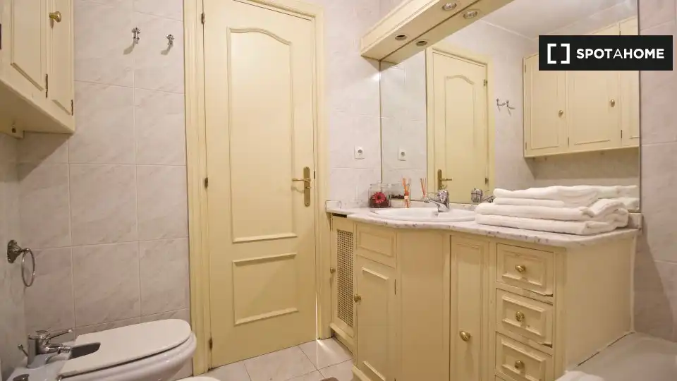 Zimmer zur Miete, Madrid