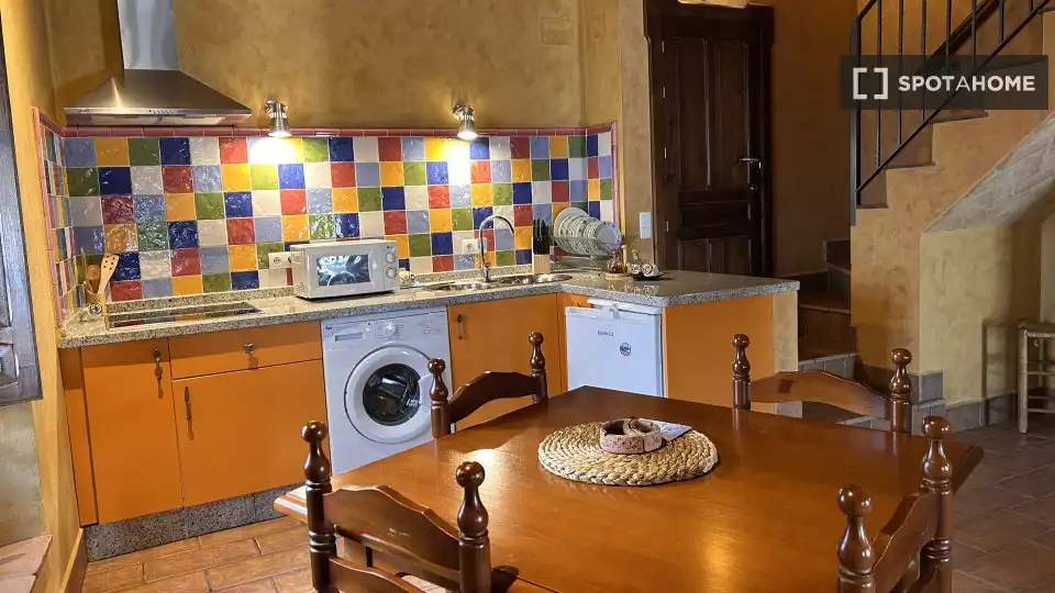 Habitación 92 m², La Nava