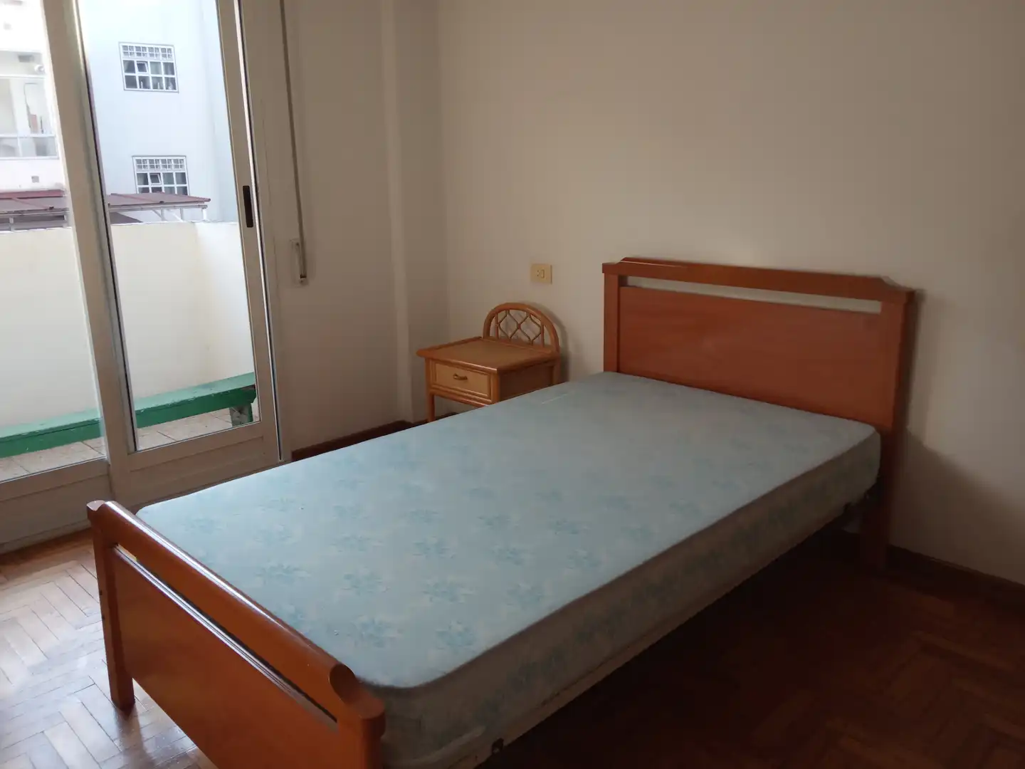 Piso de 150 m² en Ourense